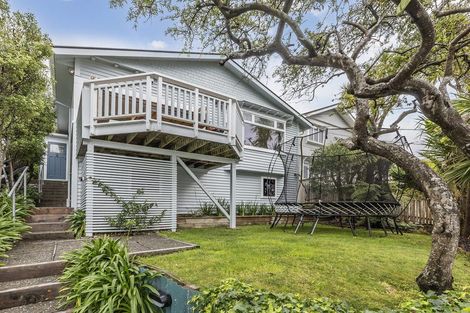 Photo of property in 22 Imperial Terrace, Melrose, Wellington, 6022