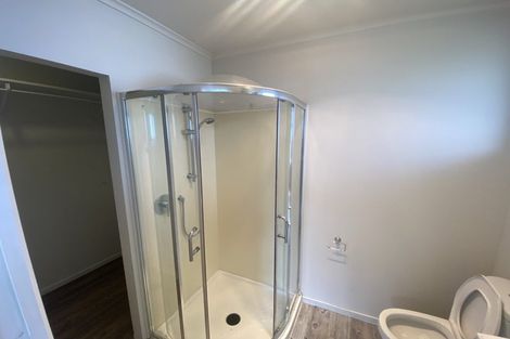 Photo of property in 18 Fairway Avenue, Red Beach, 0932