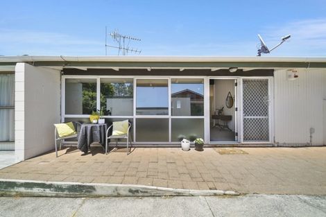 Photo of property in 1/57 Meadway, Sunnyhills, Auckland, 2010