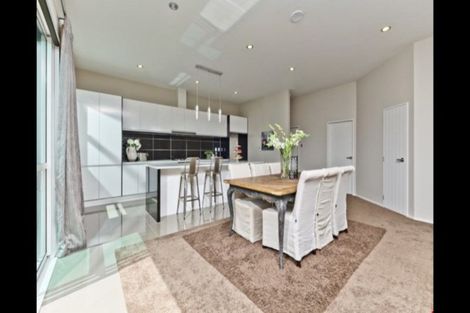 Photo of property in 9 Desmond Road, Silverdale, 0932