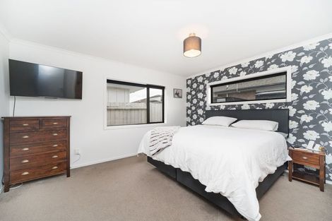 Photo of property in 6 Wescombe Grove, Feilding, 4702