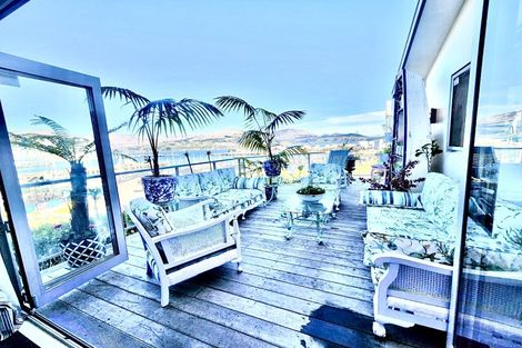 Photo of property in 1 Simeon Quay, Lyttelton, 8082