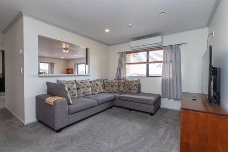 Photo of property in 87 Dixon Road, Glenview, Hamilton, 3206