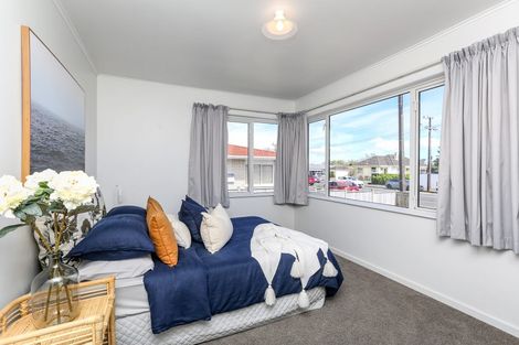 Photo of property in 141 Tukapa Street, Westown, New Plymouth, 4310