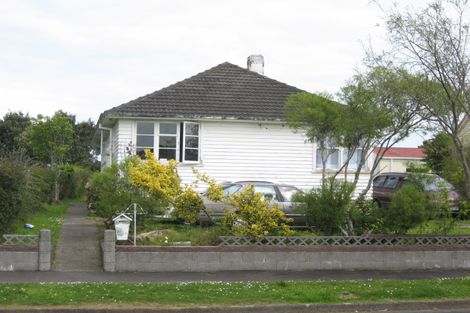 Photo of property in 24 Drake Street, Vogeltown, New Plymouth, 4310
