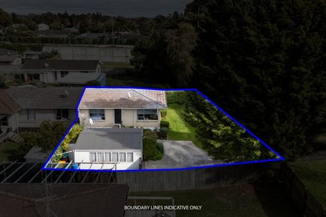 Photo of property in 2/15 Gloaming Place, Conifer Grove, Takanini, 2112