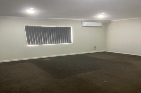 Photo of property in 58 Cartmel Avenue, Massey, Auckland, 0614