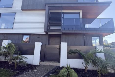 Photo of property in 1/27 Hastings Road, Mairangi Bay, Auckland, 0630