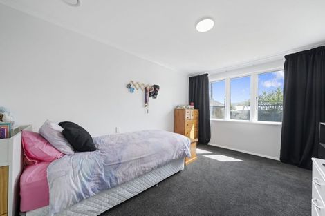 Photo of property in 1018 Fergusson Drive, Clouston Park, Upper Hutt, 5018