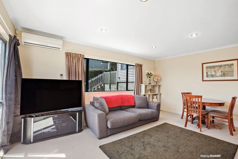 Photo of property in 96a Montgomery Avenue, Karori, Wellington, 6012