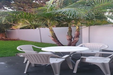 Photo of property in 2/249 One Tree Point Road, One Tree Point, 0118