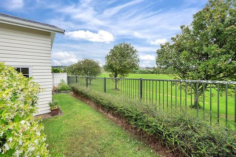 Photo of property in 10 Mulvaney Crescent, Henderson, Auckland, 0612