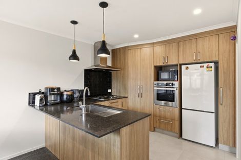 Photo of property in 6 Kahawai Close, Pyes Pa, Tauranga, 3112