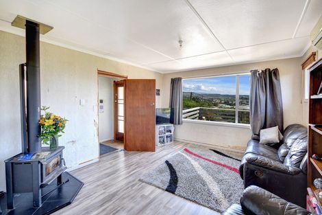 Photo of property in 5 Church Hill Road, Green Island, Dunedin, 9018