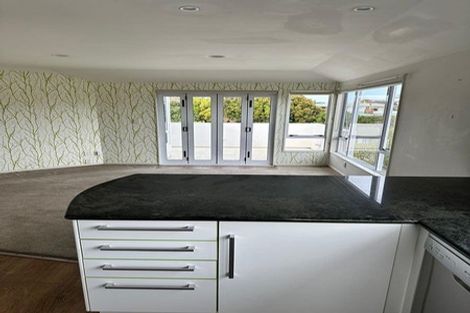 Photo of property in 2/13 Markham Place, Bucklands Beach, Auckland, 2012