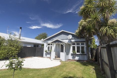 Photo of property in 21 Falcon Street, New Brighton, Christchurch, 8061