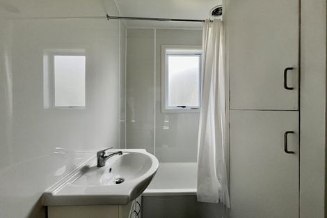 Photo of property in 59 Pah Road, Cockle Bay, Auckland, 2014