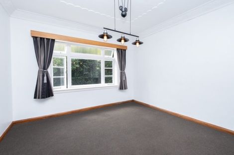 Photo of property in 6 Disraeli Street, Hawera, 4610