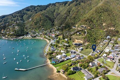 Photo of property in 318 Waikawa Road, Waikawa, Picton, 7220