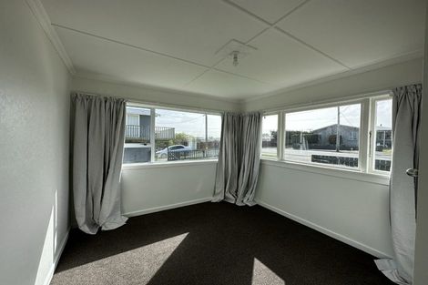 Photo of property in 75 Weka Street, Waikiwi, Invercargill, 9810