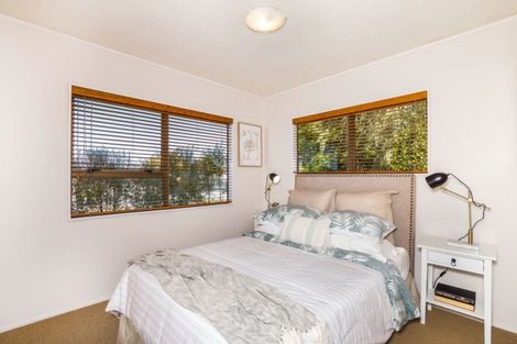 Photo of property in 3a Dorothy Drive, Acacia Bay, Taupo, 3330