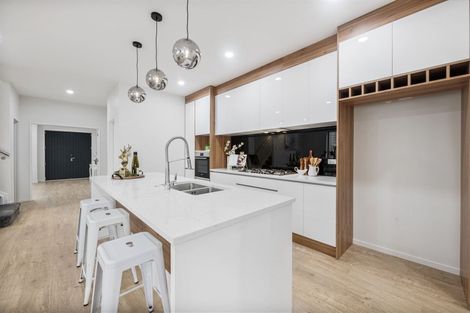 Photo of property in 5 Aklander Rise, Flat Bush, Auckland, 2019