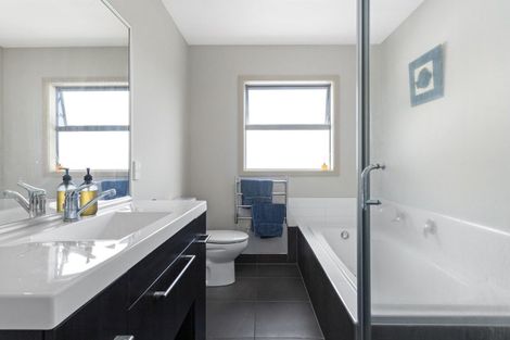 Photo of property in 11 Ridge View Crescent, Pukekohe, 2120