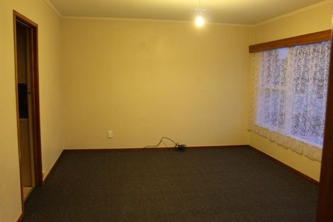 Photo of property in 2/187 Lake Road, Belmont, Auckland, 0622