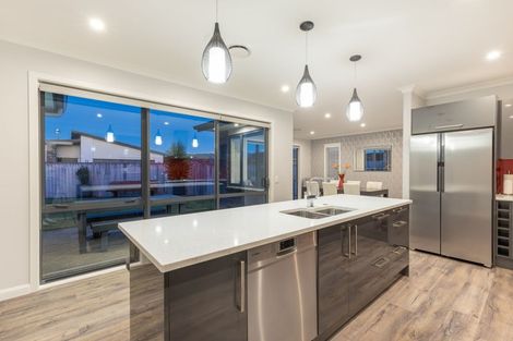 Photo of property in 9 Christow Court, Paraparaumu, 5032