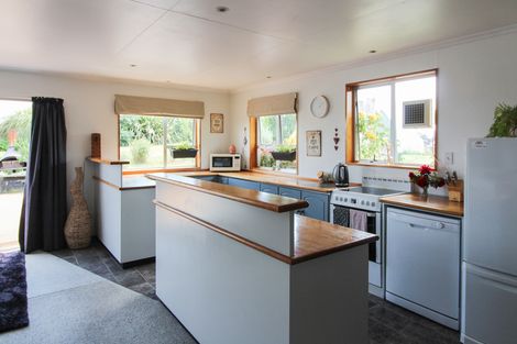 Photo of property in 52 Wellington Street, Enfield, Oamaru, 9491