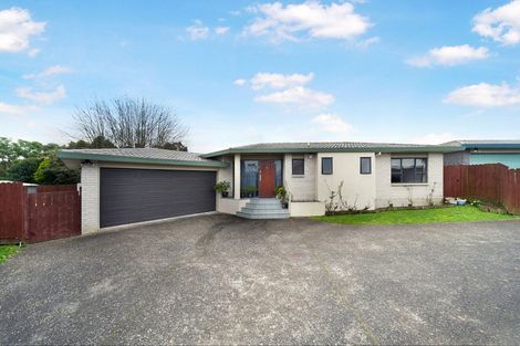 Photo of property in 12 Palmer Avenue, Glen Eden, Auckland, 0602