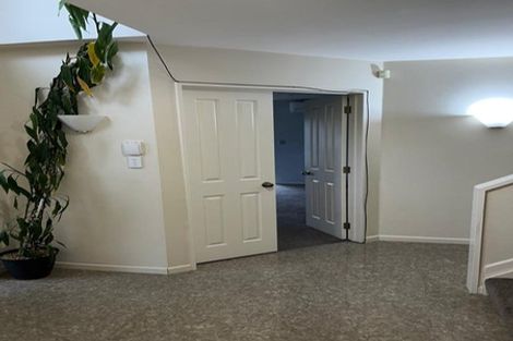 Photo of property in 46 Goldfinch Rise, Unsworth Heights, Auckland, 0632