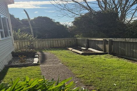 Photo of property in 17 Momona Road, Greenlane, Auckland, 1051
