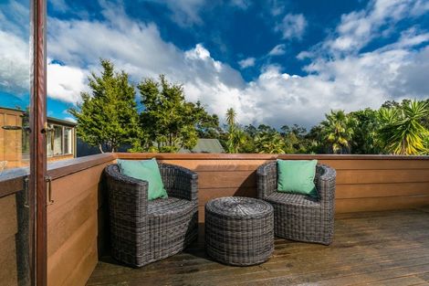 Photo of property in 1 The Knoll, Greenhithe, Auckland, 0632