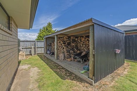 Photo of property in 13 Cressy Place, Darfield, 7510