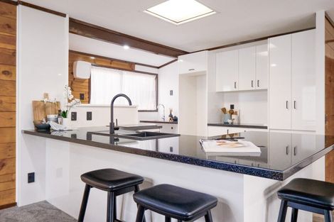 Photo of property in 1 Lynbert Road, Lynmore, Rotorua, 3010