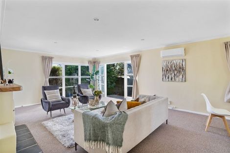 Photo of property in 1/33 Exmouth Road, Northcote, Auckland, 0627