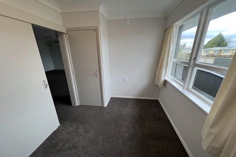 Photo of property in 50 Karaka Crescent, Levin, 5510