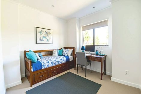 Photo of property in 5/2 Frances Bryers Road, Hobsonville, Auckland, 0616