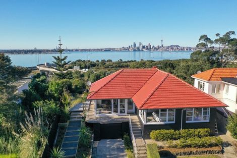 Photo of property in 39 Sylvan Avenue, Northcote, Auckland, 0627