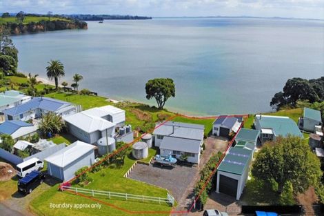 Photo of property in 22 Sergeant Road, Awhitu, Waiuku, 2684