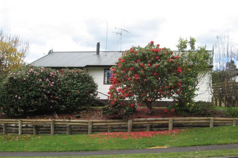 Photo of property in 25 Cumberland Crescent, Welcome Bay, Tauranga, 3112