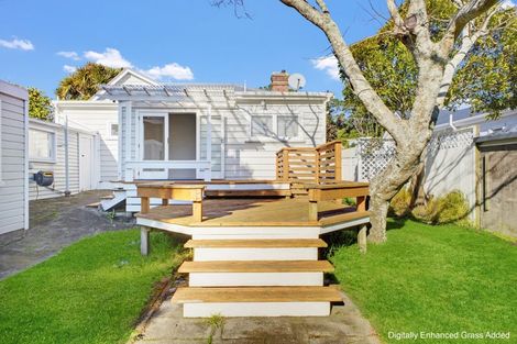 Photo of property in 131 Lemon Street, New Plymouth, 4312
