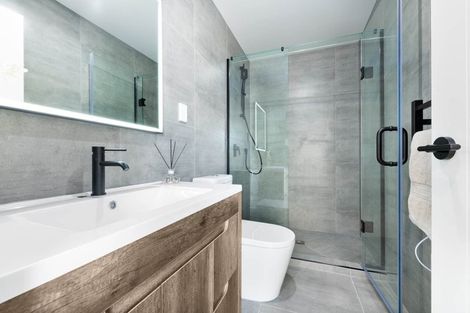 Photo of property in 13d Ranch Avenue, Beach Haven, Auckland, 0626