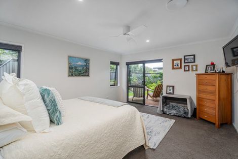 Photo of property in 32 Leeward Drive, Whitianga, 3510