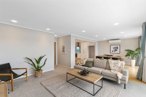 Photo of property in 114 Aeroview Drive, Beach Haven, Auckland, 0626