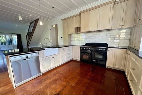 Photo of property in 1 Mozeley Avenue, Devonport, Auckland, 0624