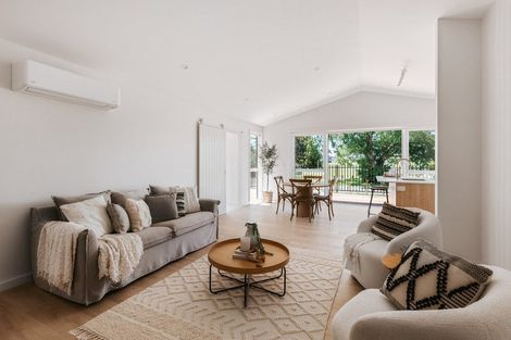 Photo of property in 13a Western Avenue, Omokoroa, 3114