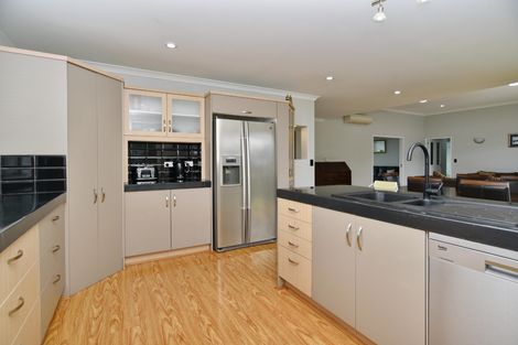 Photo of property in 23 Papaumu Green, Parklands, Christchurch, 8083