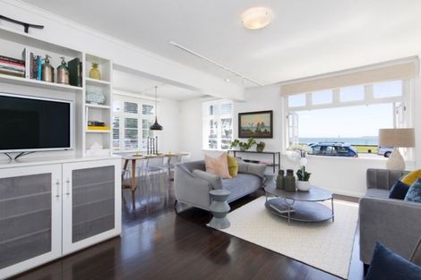 Photo of property in 105 Tamaki Drive, Mission Bay, Auckland, 1071